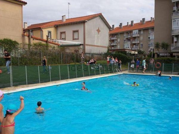 Piso Con Piscina Apartment Santander Bagian luar foto