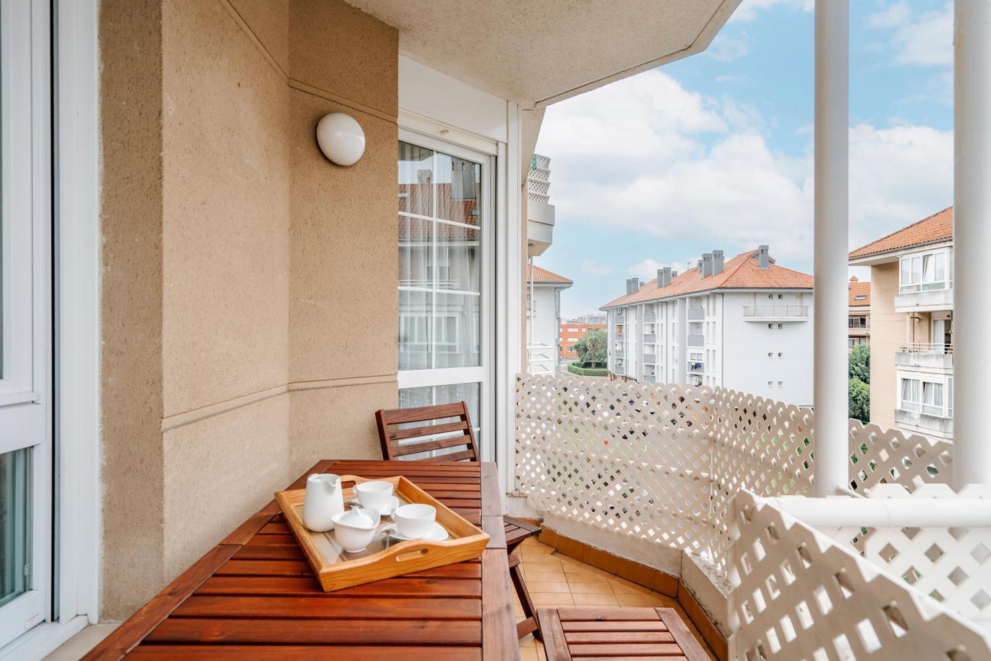 Piso Con Piscina Apartment Santander Bagian luar foto